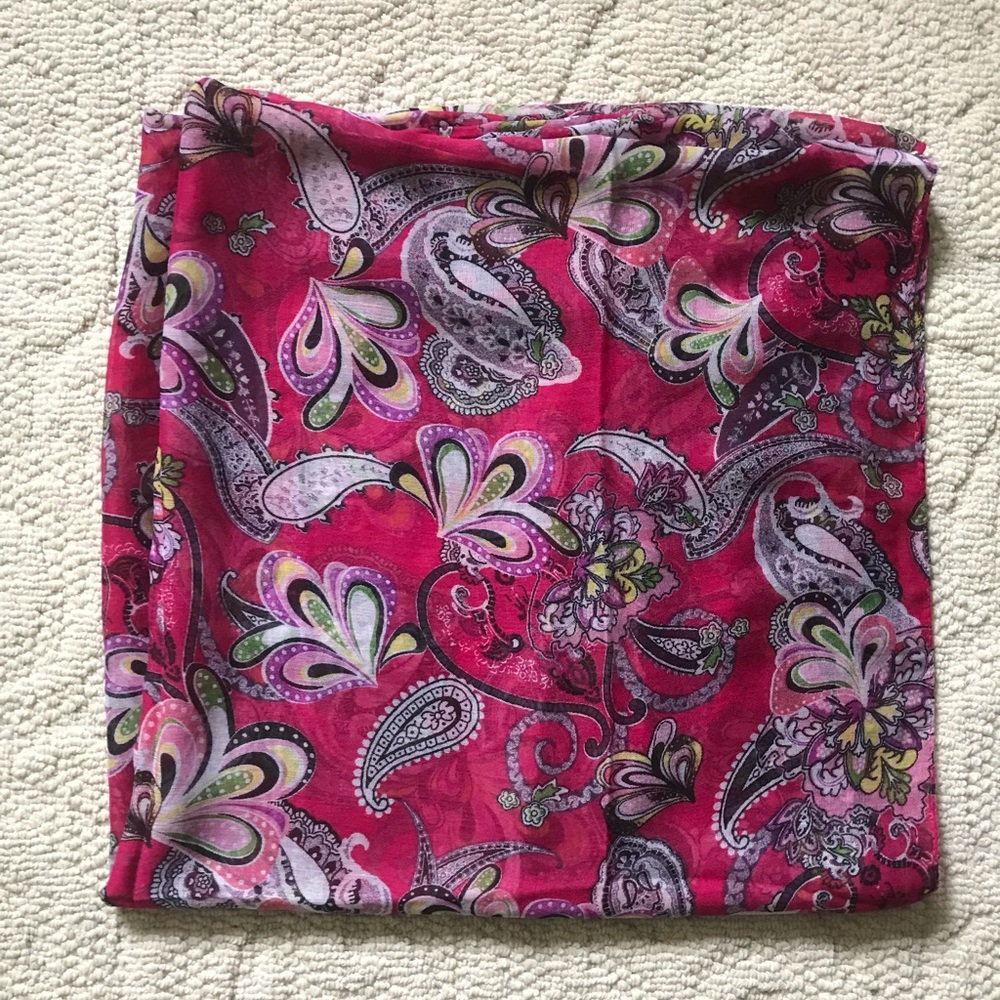 🔥Gorgeous Infinity Scarf NEW🔥 - Picture 3 of 5